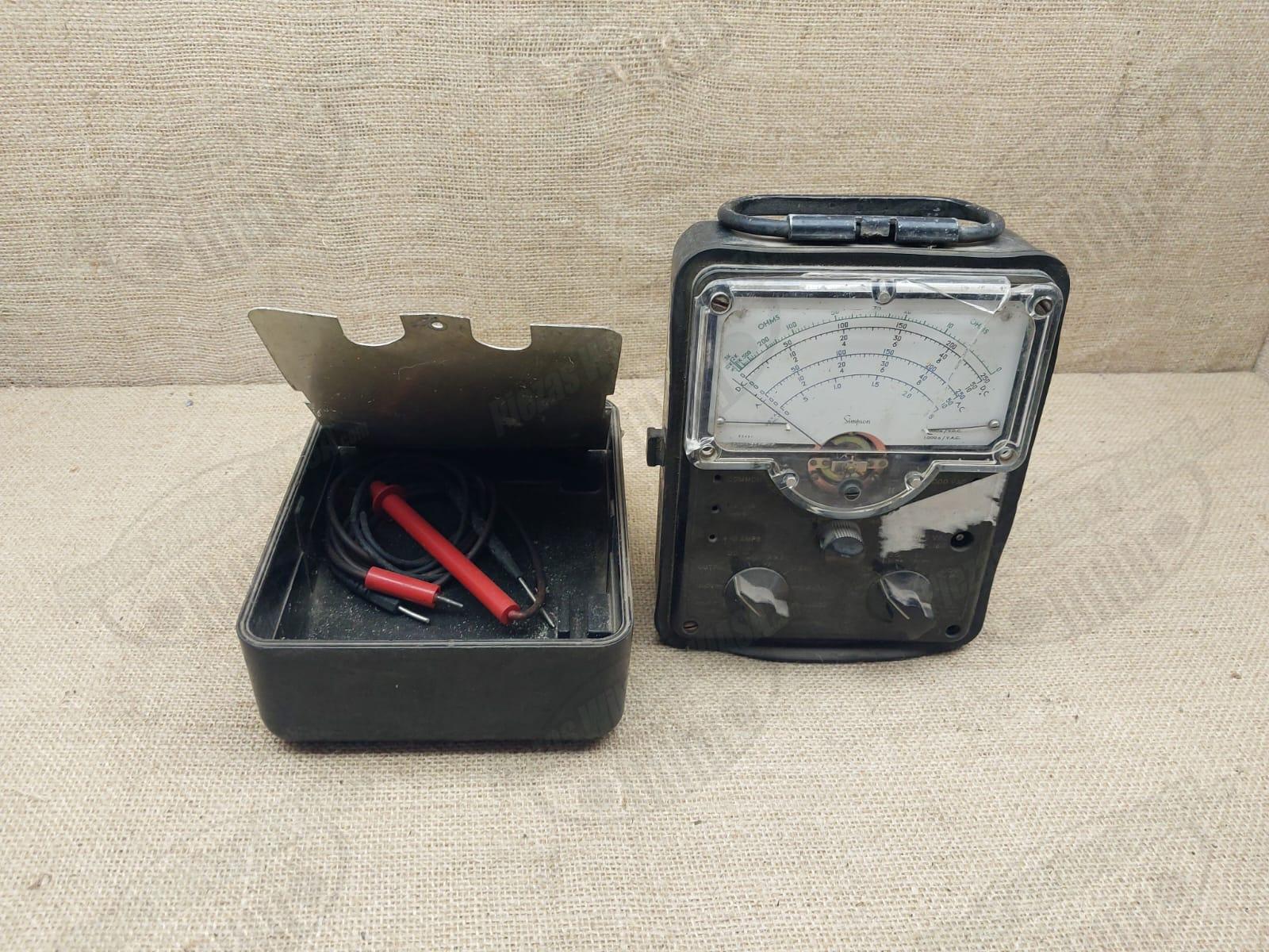 polimetro analogico antiguo