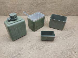 antigua cantimplora de europa del este