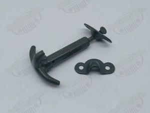 tirador acodado sujeccion parabrisas con soporte