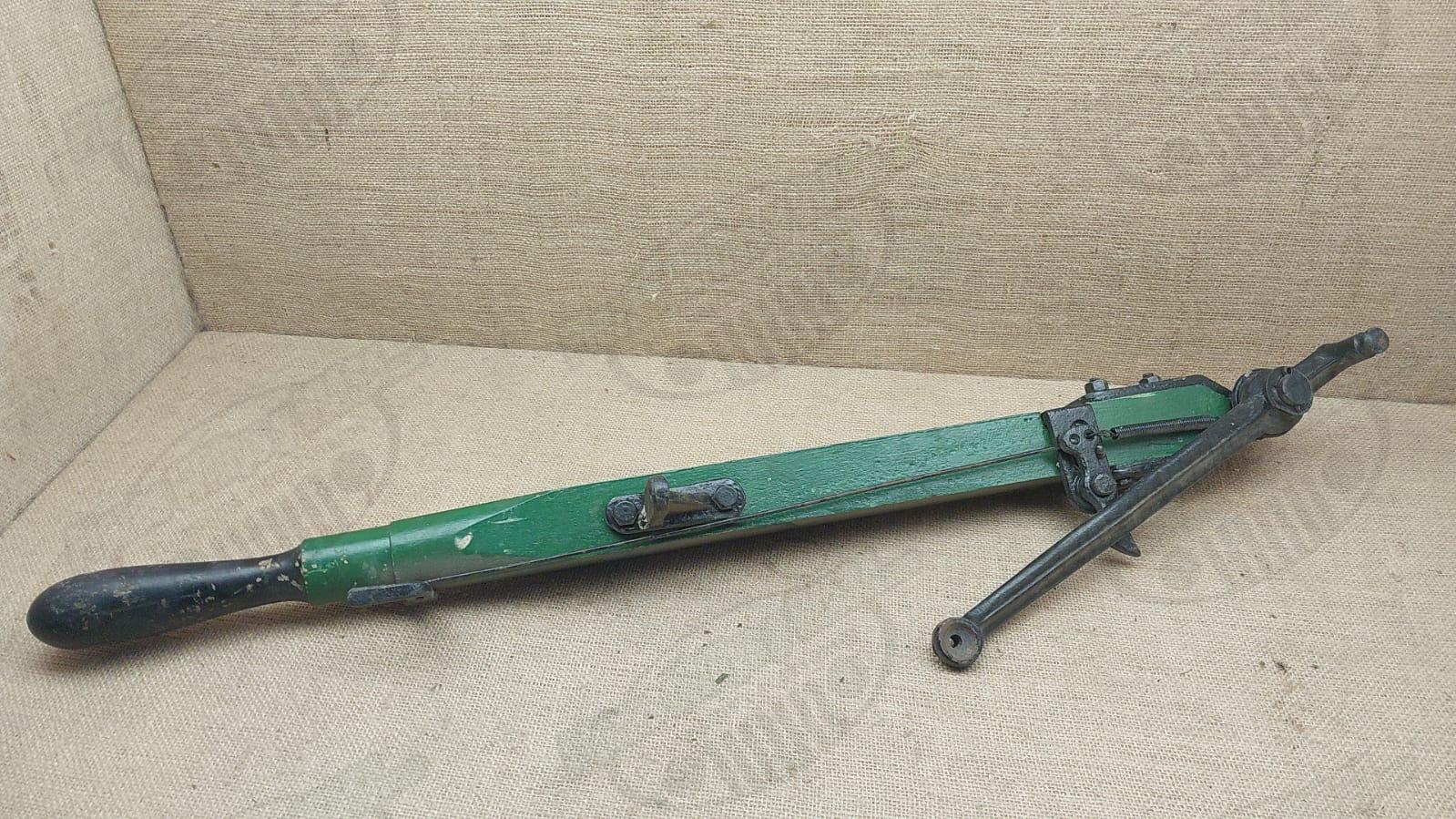 palanca freno de mano de carreta militar