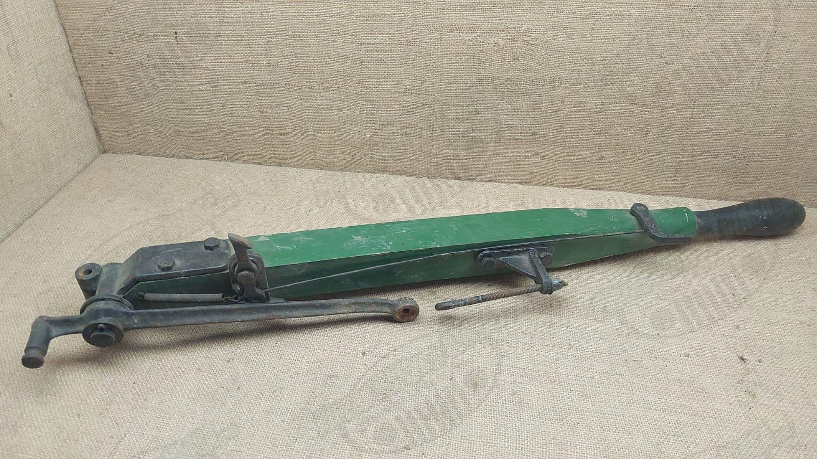 palanca freno de mano de carreta militar