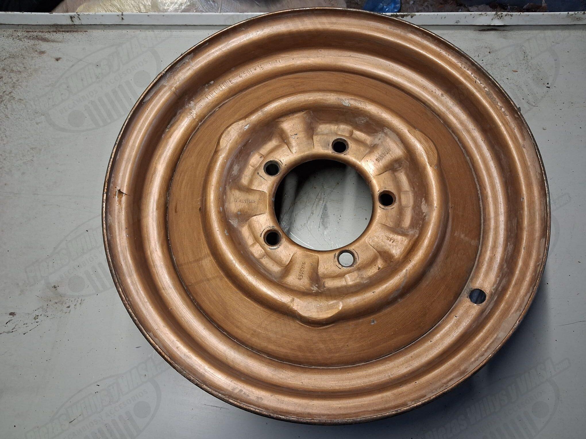 llanta jeep viasa 16 x 4,5 pulgadas con refuerzo entre taladros